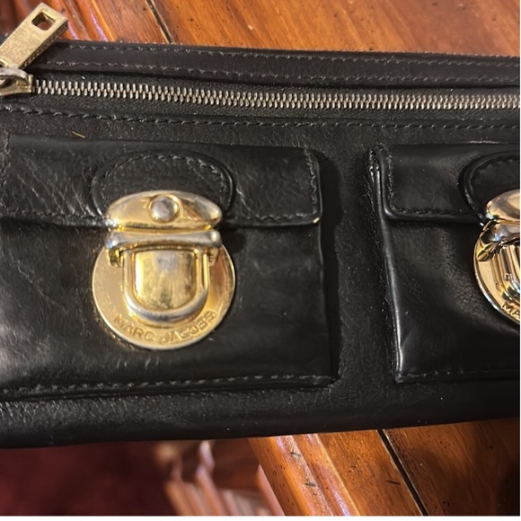Marc Jacobs wallet - Picture 1 of 4